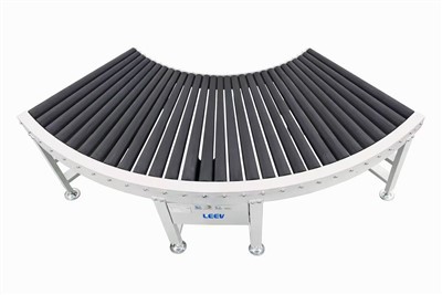 90 stupňový poháňaný valčekový zakrivený dopravník